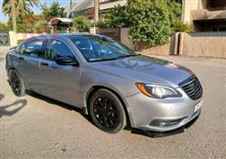 Chrysler 200